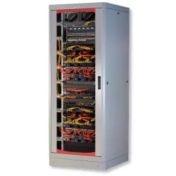 Szafa Rack 19 33u 600x600 Drzwi Szklane Cokół